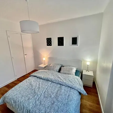 Le Triangle D'or Apartment *